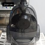 جارو برقی بدون کیسه اسنوا / مدل SVC-RS21GY / با قدرت موتور 2100 وات / تنظیم توان مکش ولومی / لوله خرطومی / چرخان 360 درجه / سیم جمع کن پدالی / پنج مرحله فیلتراسیون و برسهای چند منظوره شامل برس مبل و گردگیر